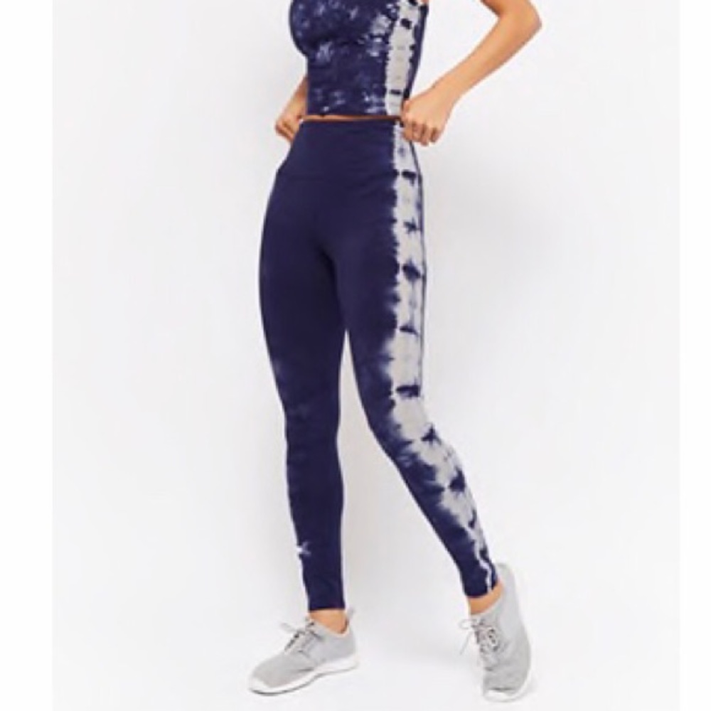 Active tie-dye leggings